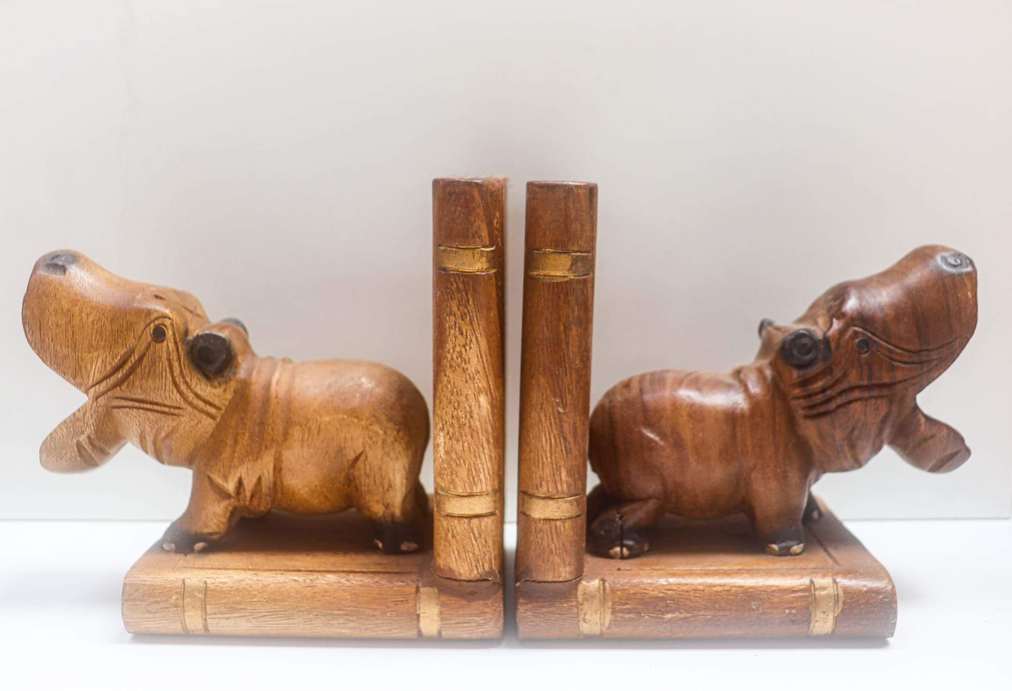 Hippo Book Ends